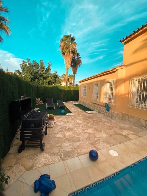 Impresionante Villa Con Piscina - Oliva Nova Exteriör bild